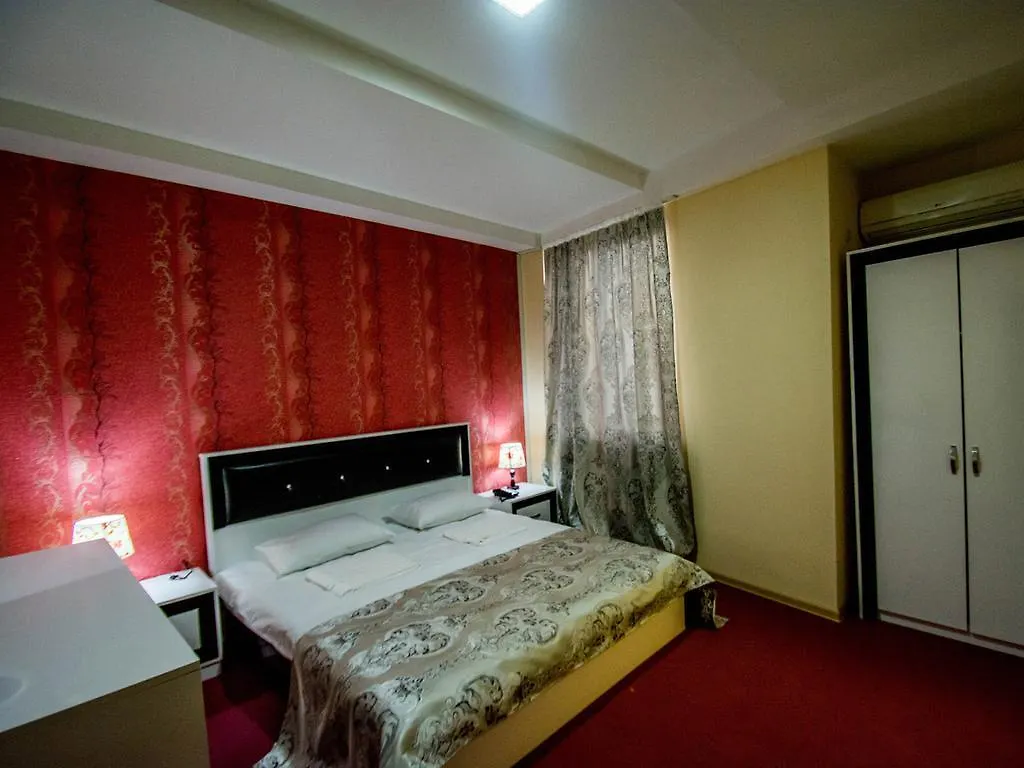 Hotel Batoni Near Airport Tbilisi